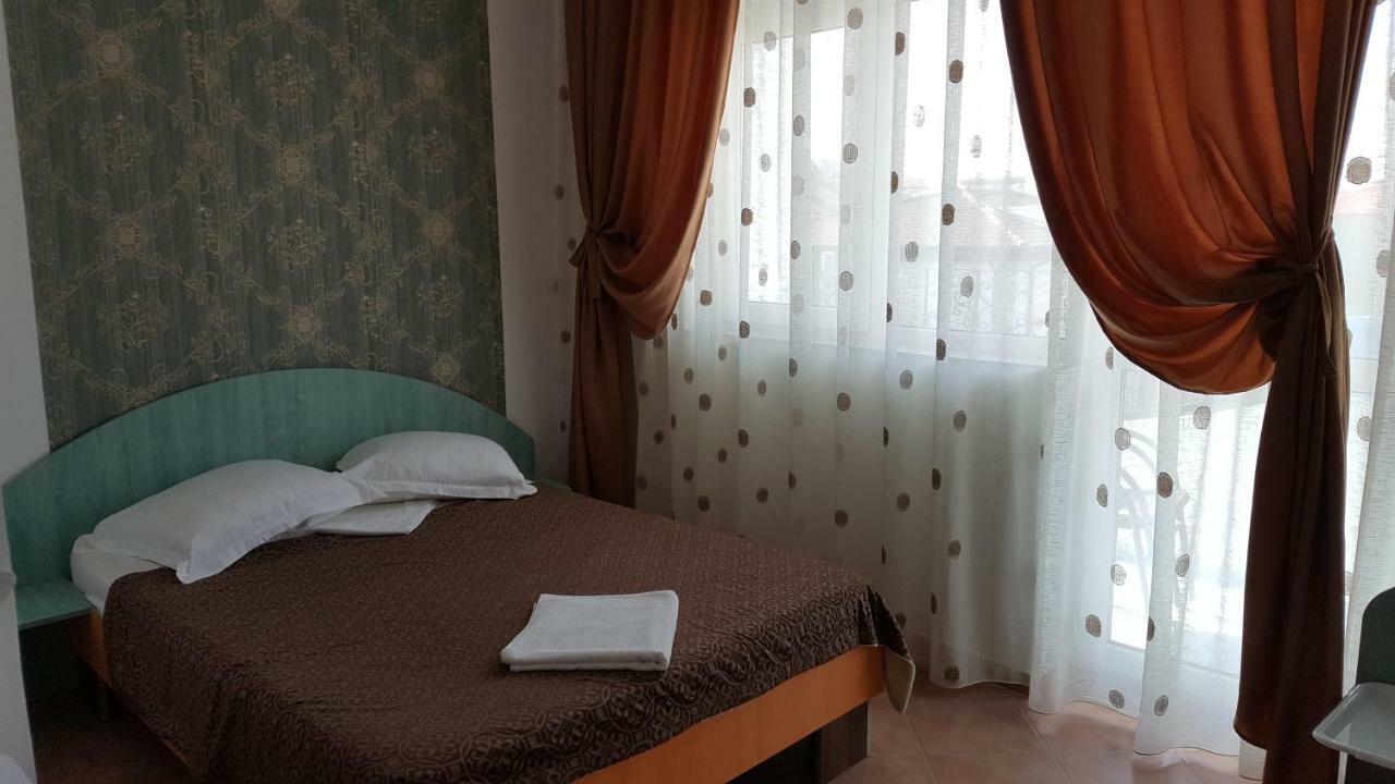 Vila Asterias Западен Ефорие Екстериор снимка